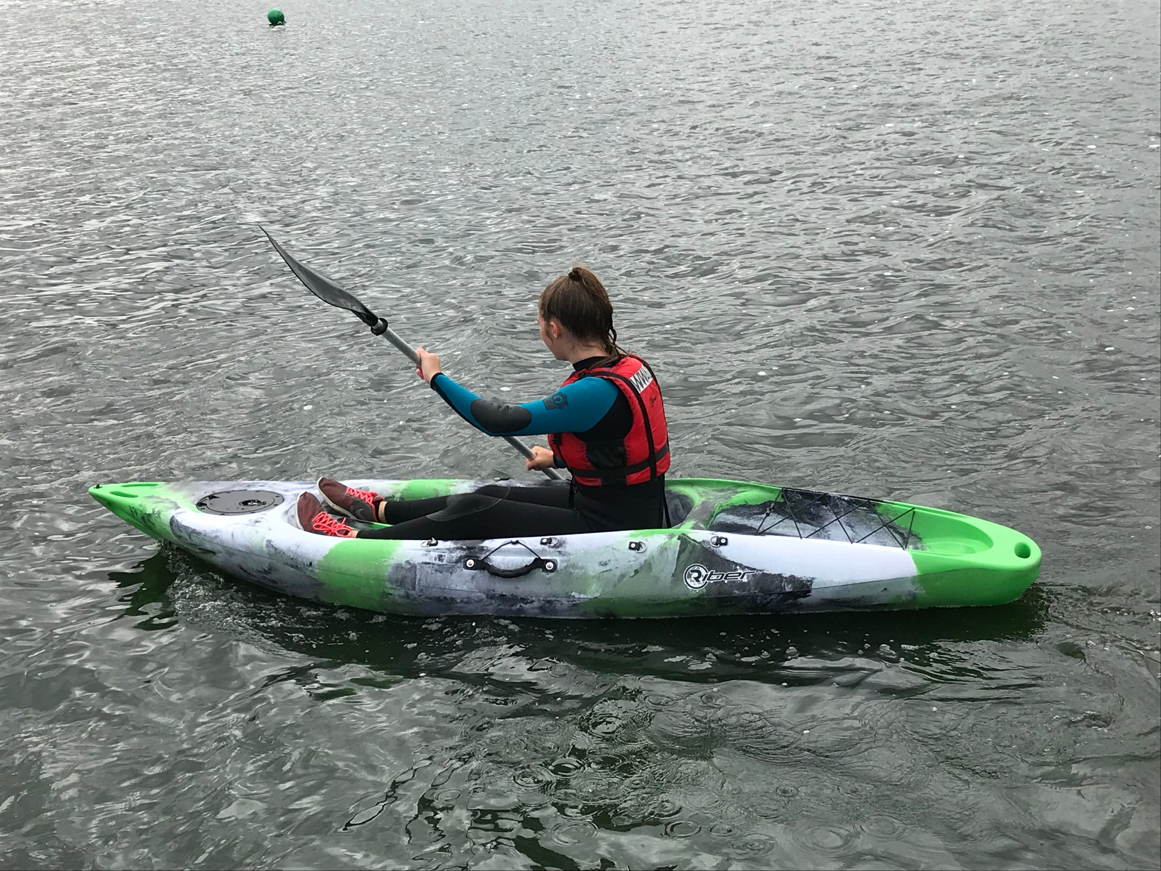 1005 IN USE GREEN WHITE BLACK